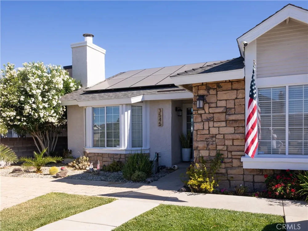 3545 Jupiter Palmdale, CA 93550