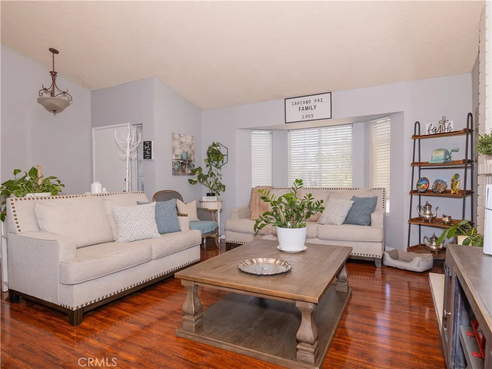 3545 Jupiter Palmdale, CA 93550