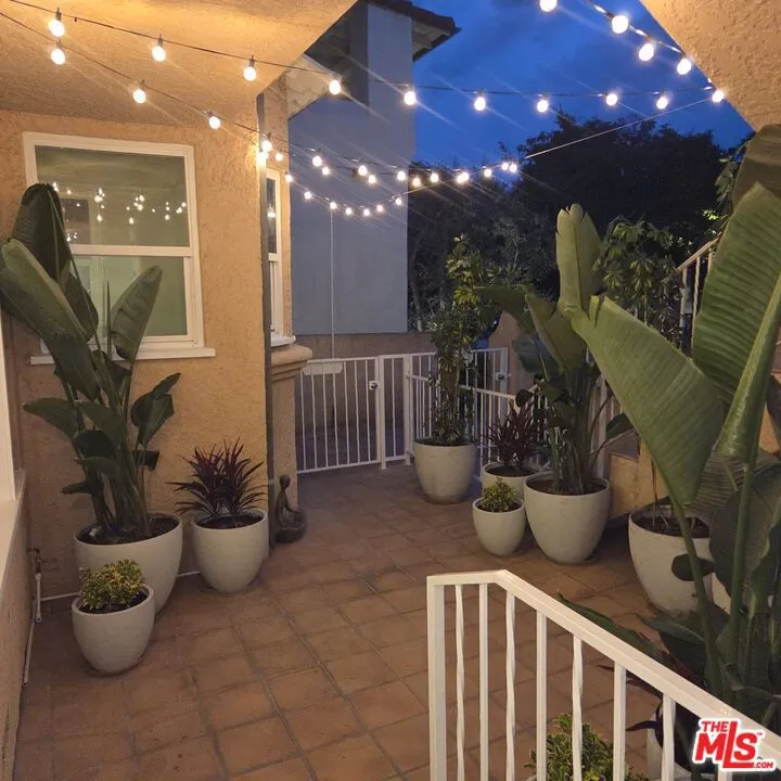 418 S ROXBURY DRIVE Beverly Hills, CA 90212