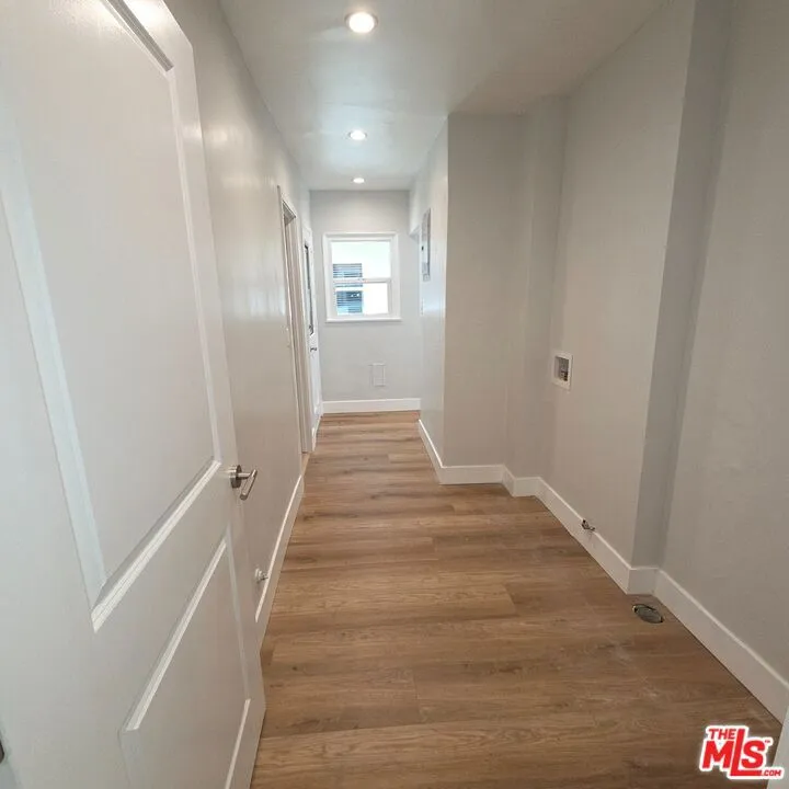 418 S ROXBURY DRIVE Beverly Hills, CA 90212