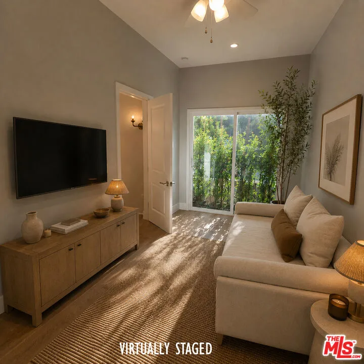 418 S ROXBURY DRIVE Beverly Hills, CA 90212