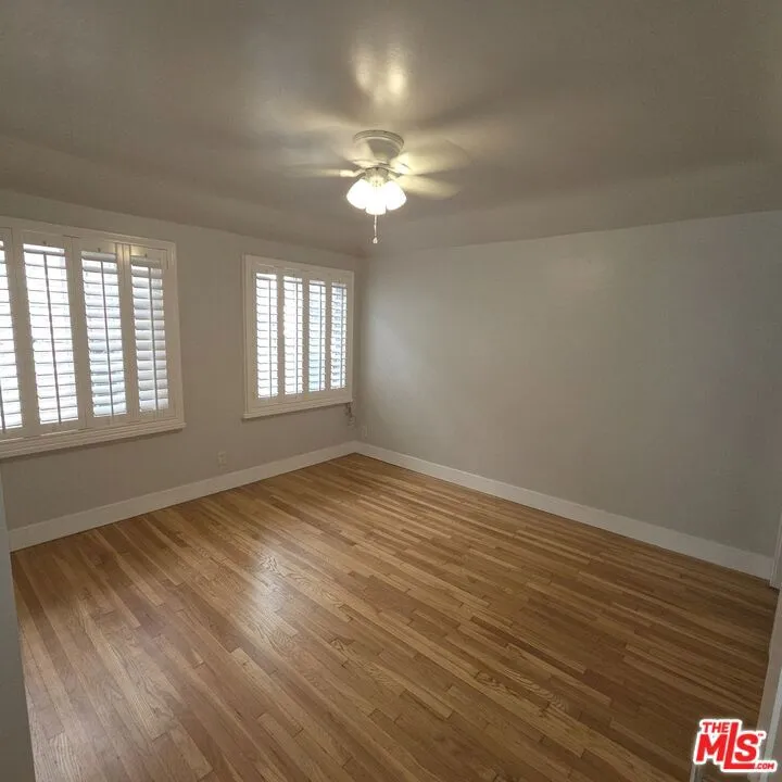 418 S ROXBURY DRIVE Beverly Hills, CA 90212