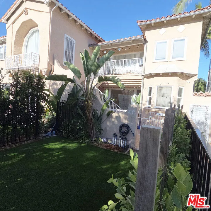 418 S ROXBURY DRIVE Beverly Hills, CA 90212
