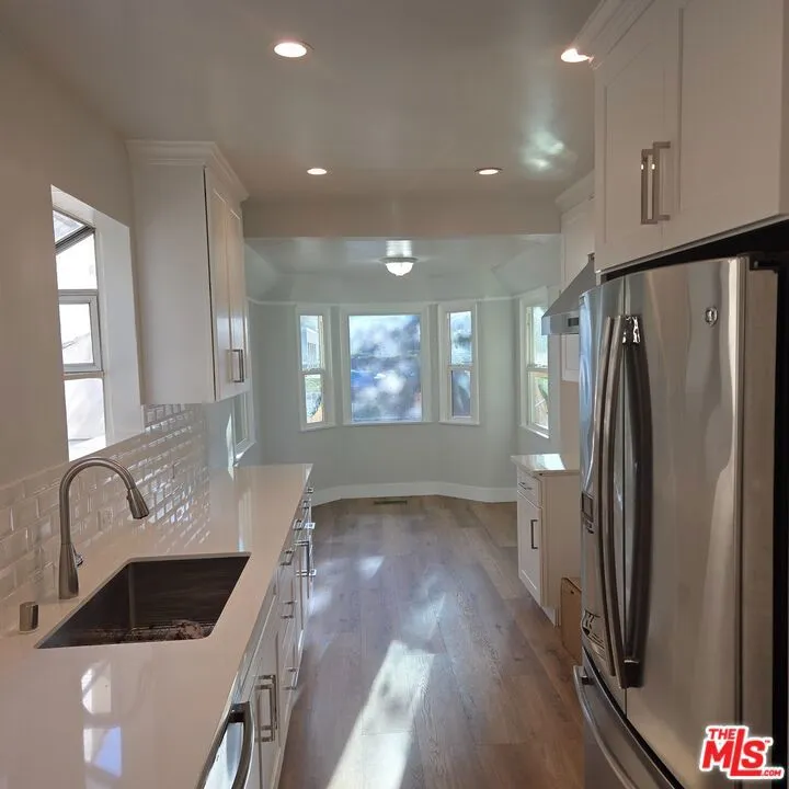 418 S ROXBURY DRIVE Beverly Hills, CA 90212