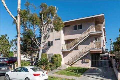 912 S Ash Avenue #1