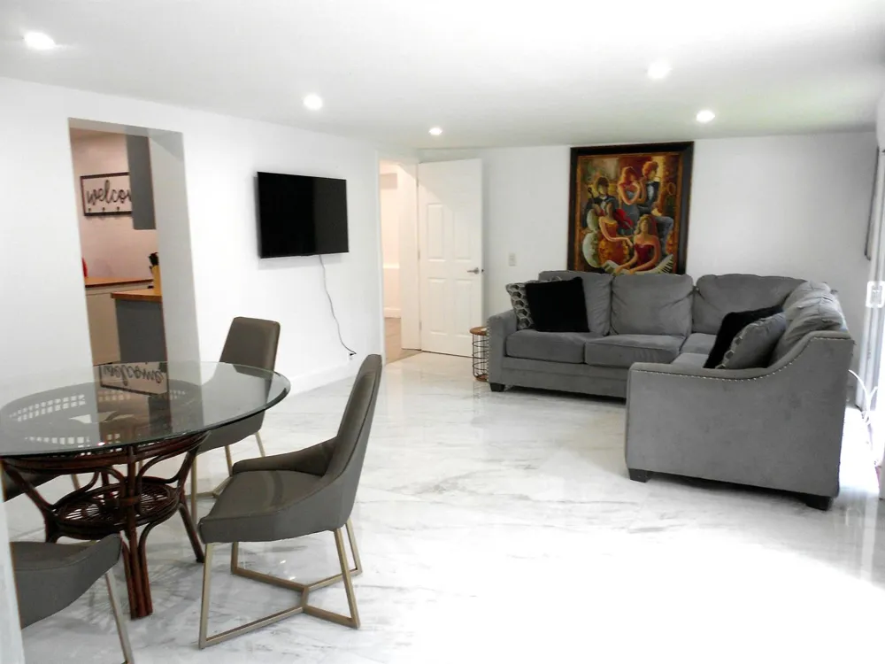 817 NW 30th Court Wilton Manors, FL 33311