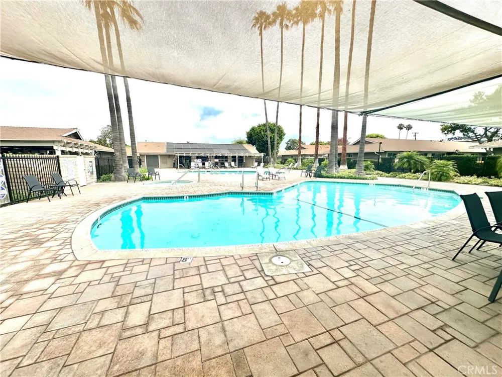 8087 Worthy Drive Westminster, CA 92683