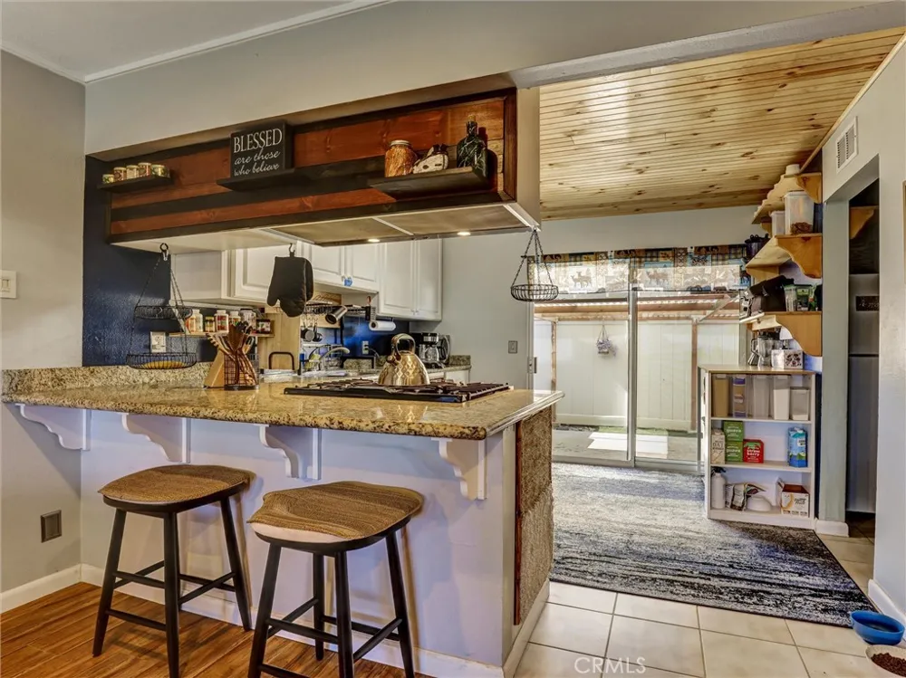 8087 Worthy Drive Westminster, CA 92683