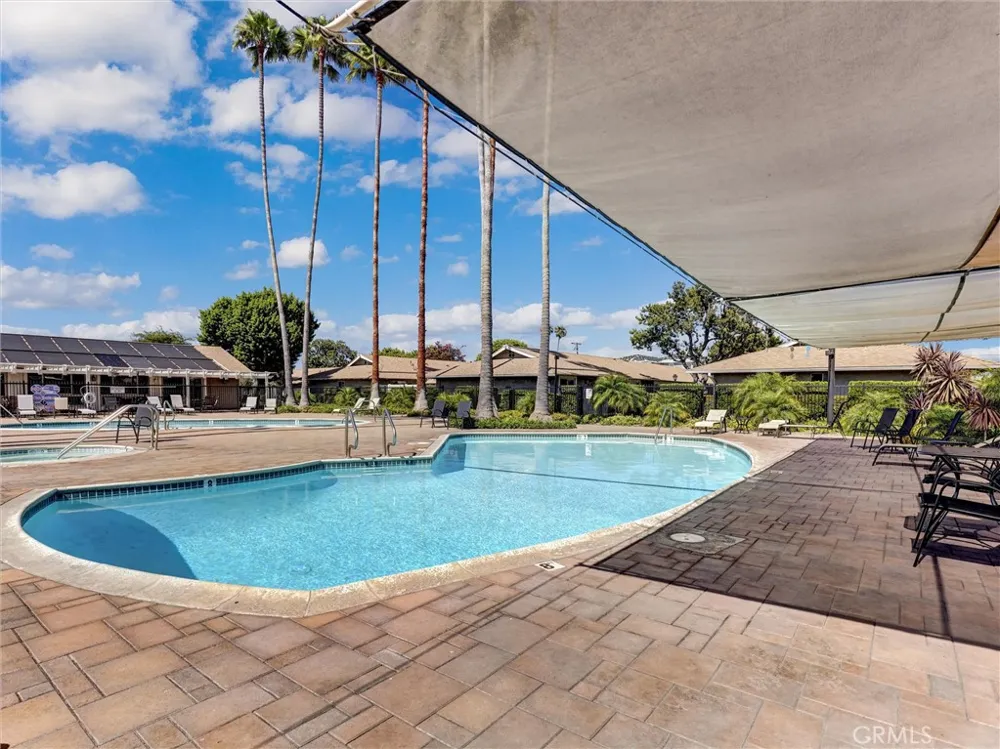 8087 Worthy Drive Westminster, CA 92683