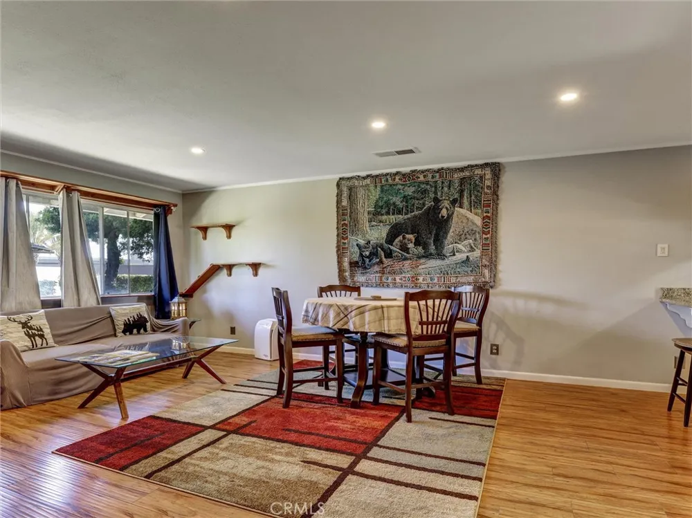 8087 Worthy Drive Westminster, CA 92683
