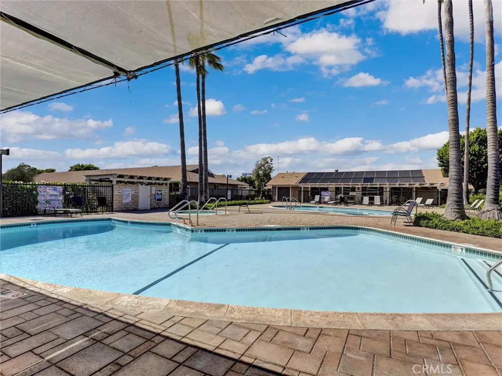 8087 Worthy Drive Westminster, CA 92683
