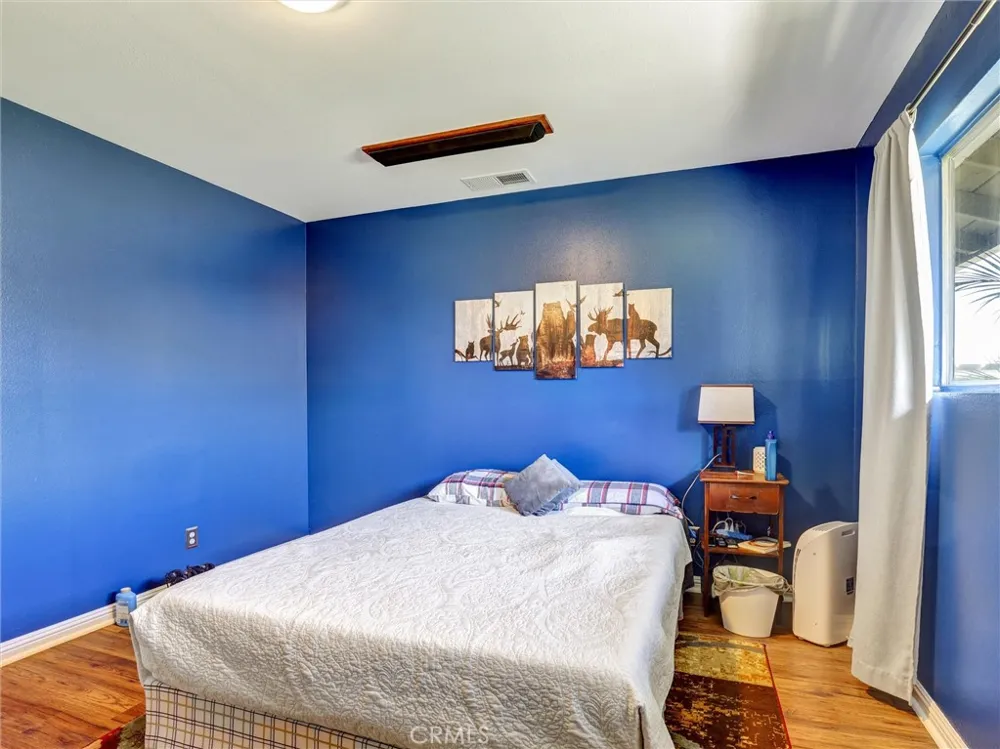 8087 Worthy Drive Westminster, CA 92683