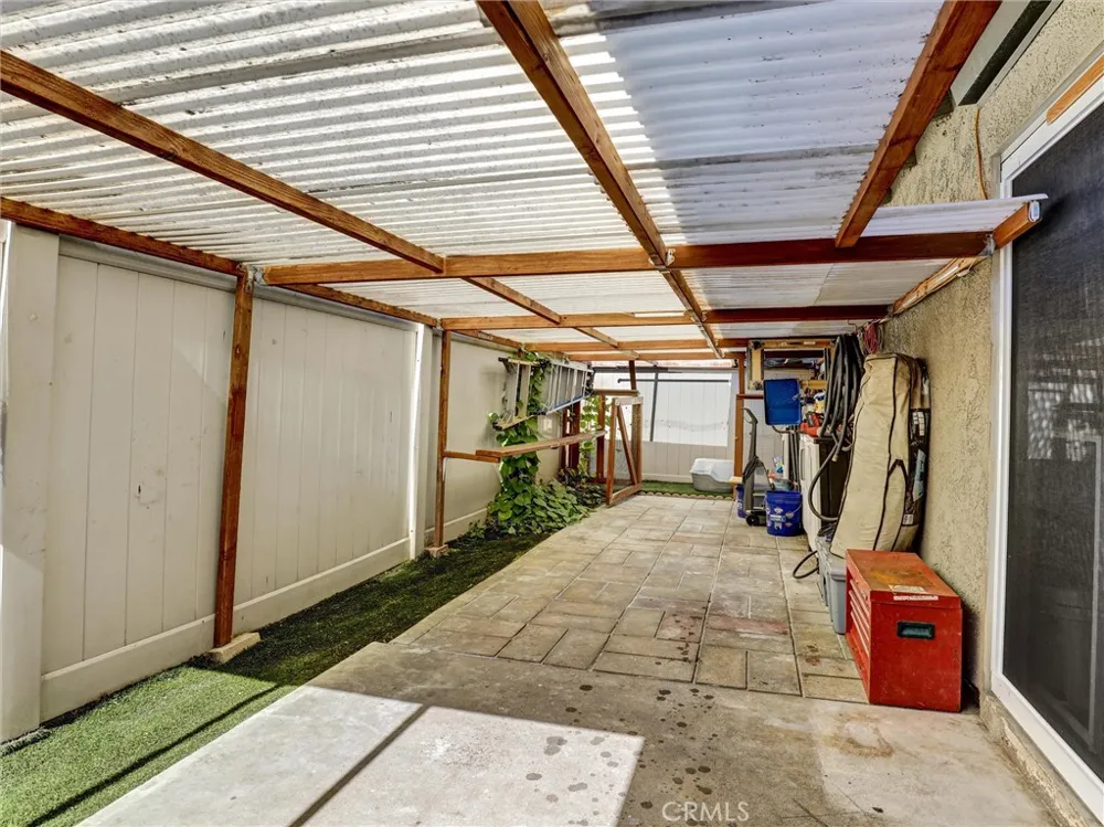 8087 Worthy Drive Westminster, CA 92683