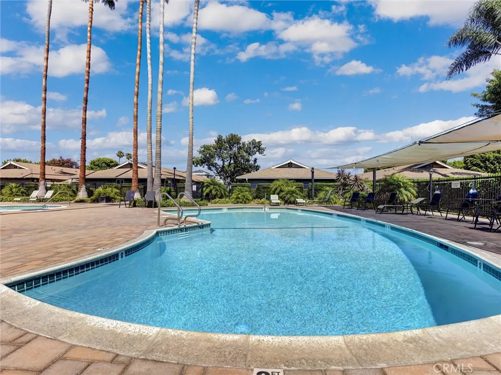 8087 Worthy Drive Westminster, CA 92683