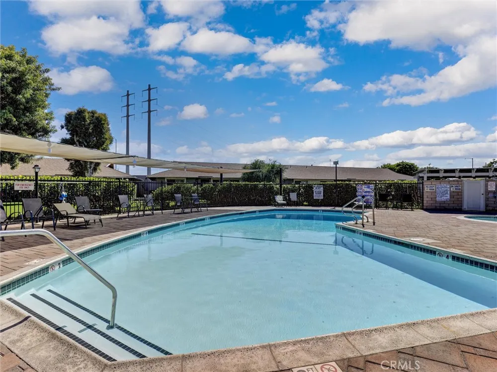 8087 Worthy Drive Westminster, CA 92683