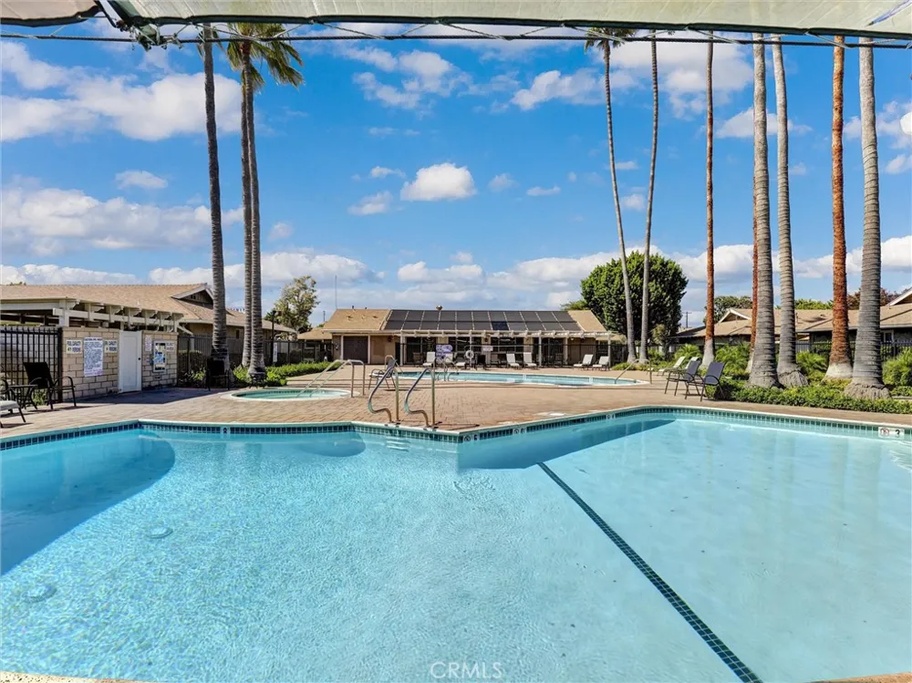 8087 Worthy Drive Westminster, CA 92683