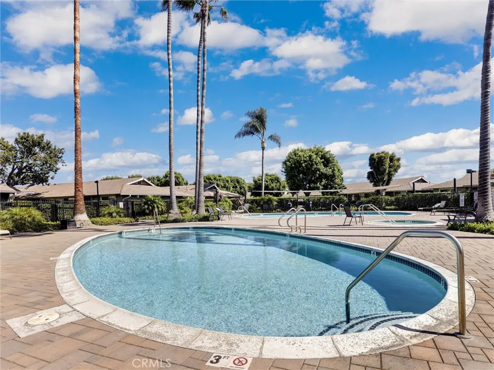 8087 Worthy Drive Westminster, CA 92683