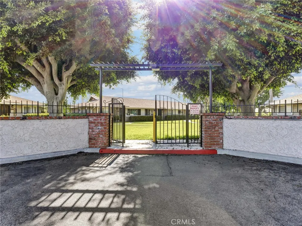 8087 Worthy Drive Westminster, CA 92683