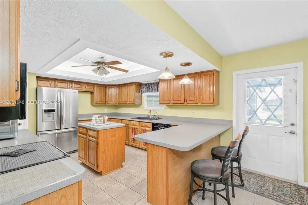 6483 SE 88 St ocala, FL 34472