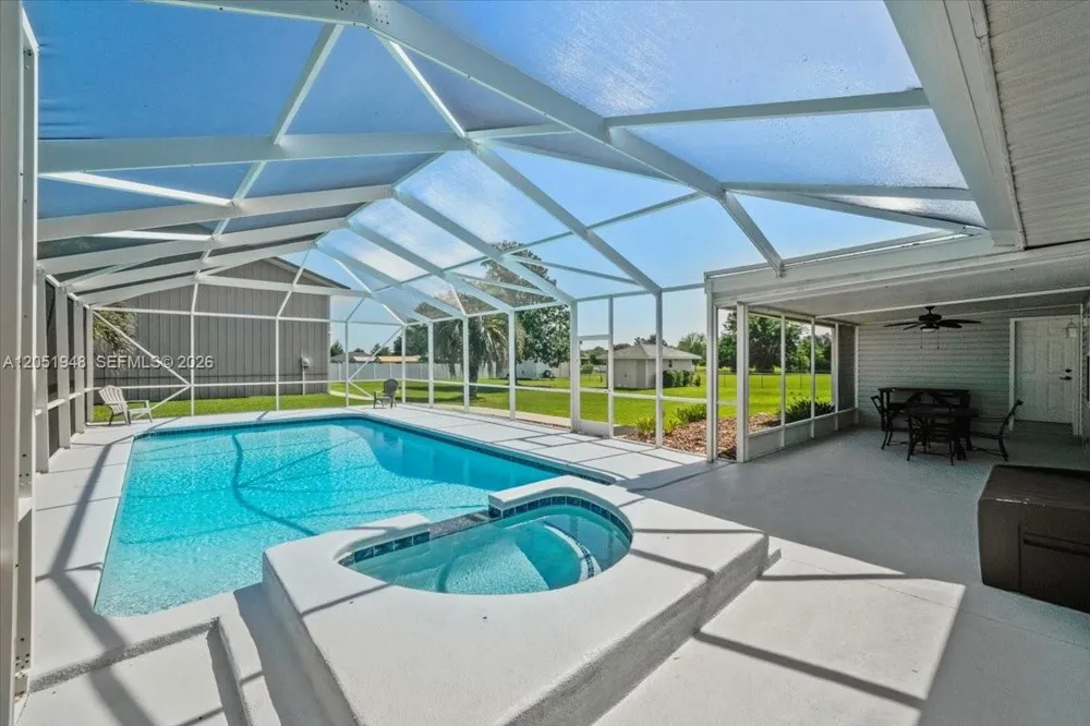 6483 SE 88 St ocala, FL 34472