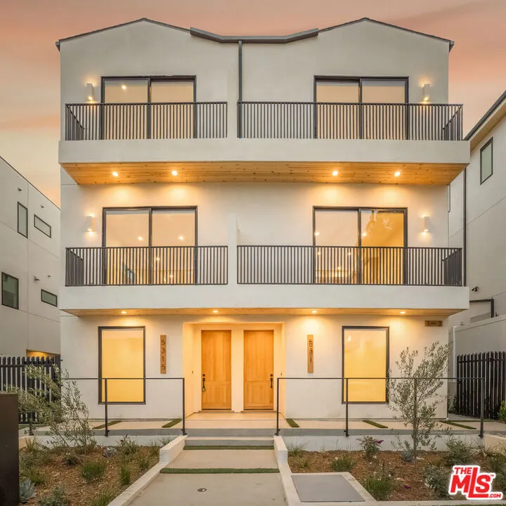 5313 Ben Avenue #1 Valley Village, CA 91607