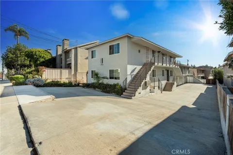 1906 Carnegie Lane #E
