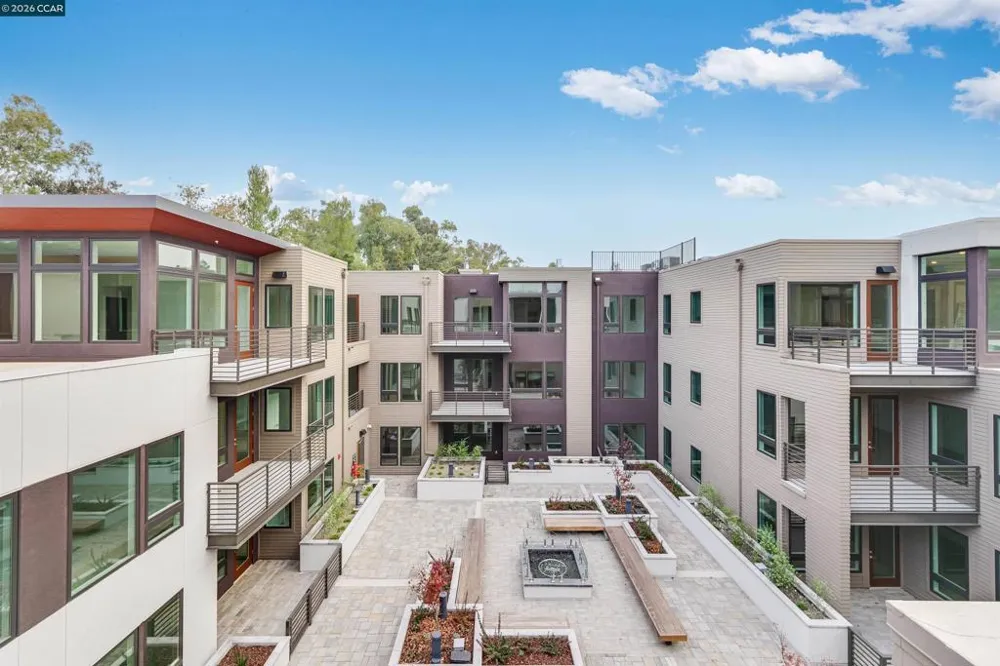 3664 Mt. Diablo #E-211 Lafayette, CA 94549