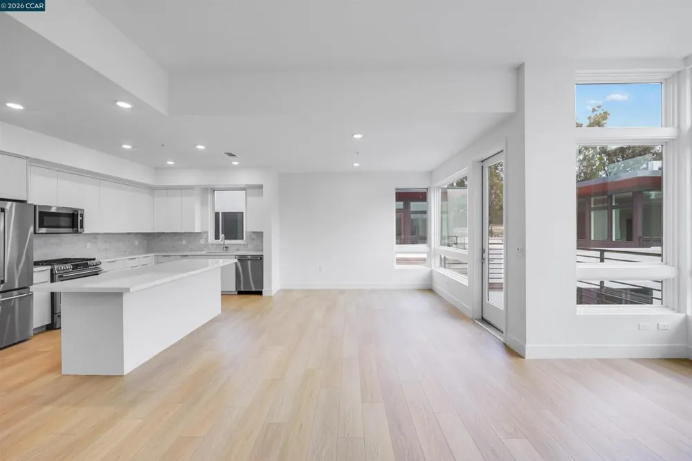 3664 Mt. Diablo #E-211 Lafayette, CA 94549