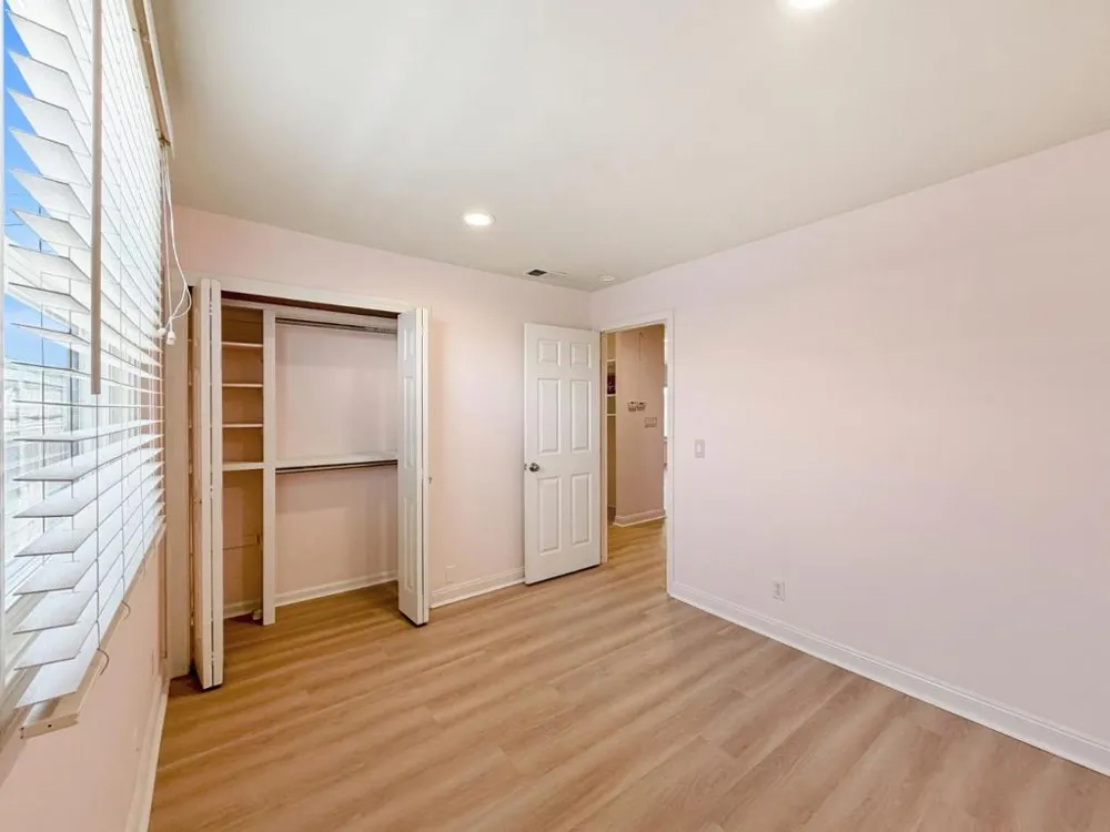 1290 De Solo Drive Pacifica, CA 94044