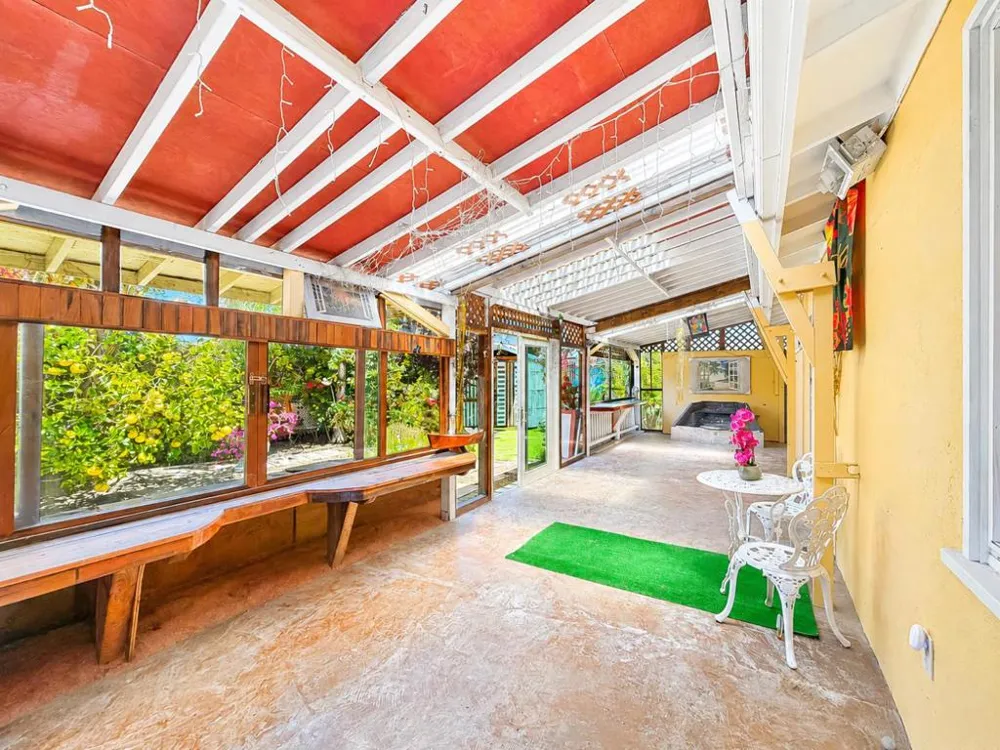 1290 De Solo Drive Pacifica, CA 94044