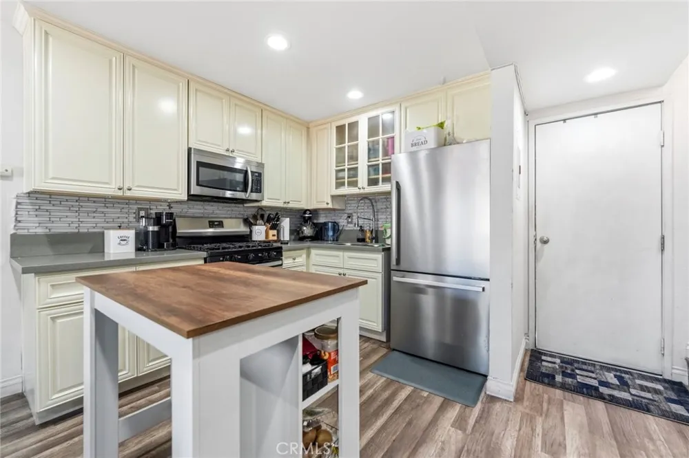 5835 Gotham St. #D Bell Gardens, CA 90201