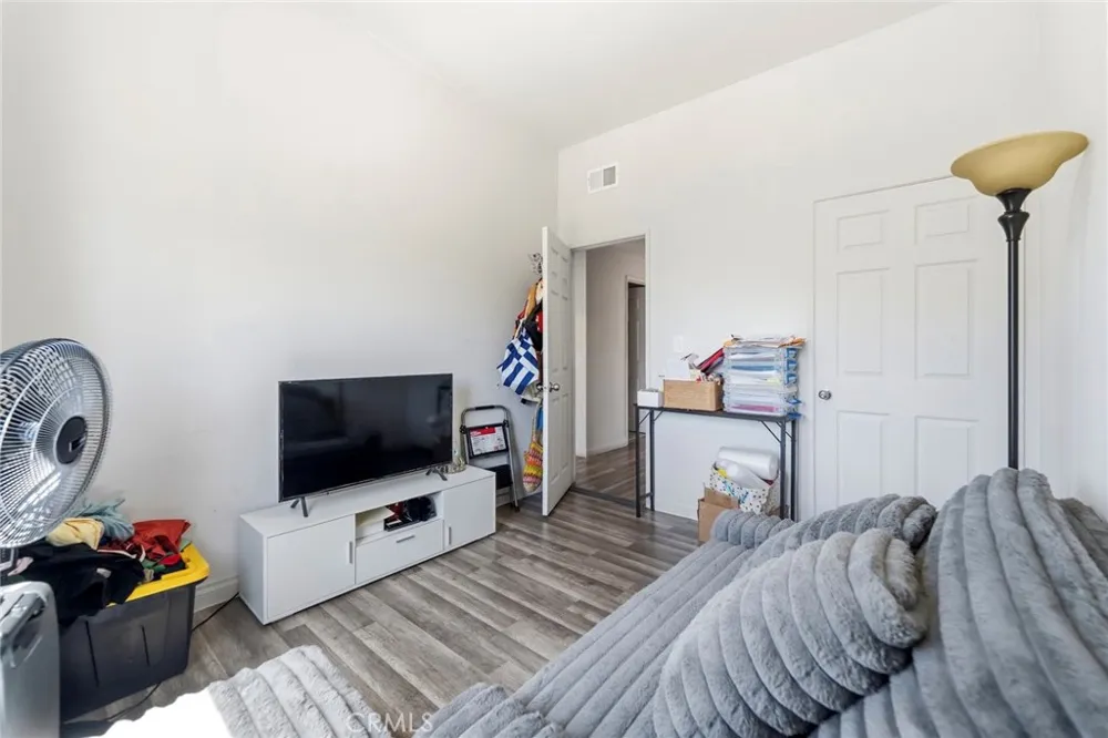 5835 Gotham St. #D Bell Gardens, CA 90201