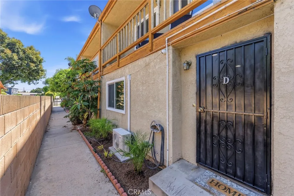 5835 Gotham St. #D Bell Gardens, CA 90201