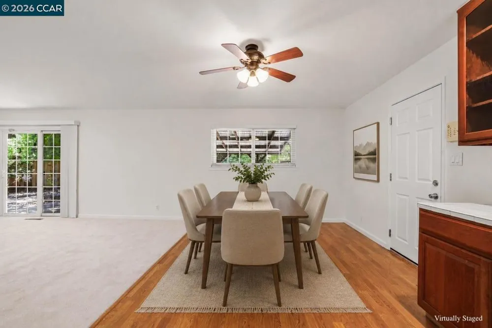 11 Xavier Pl Clayton, CA 94517