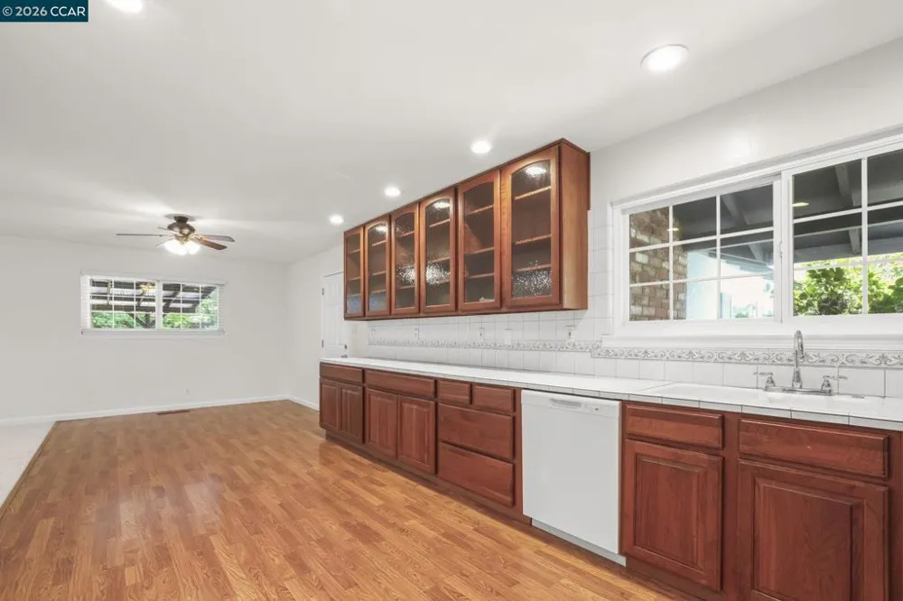 11 Xavier Pl Clayton, CA 94517