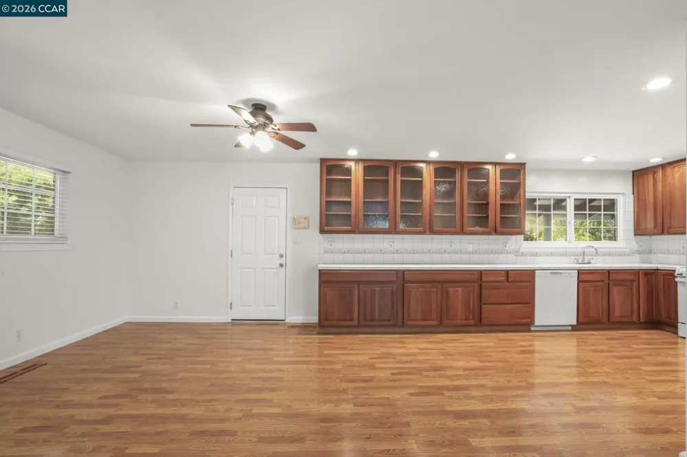 11 Xavier Pl Clayton, CA 94517