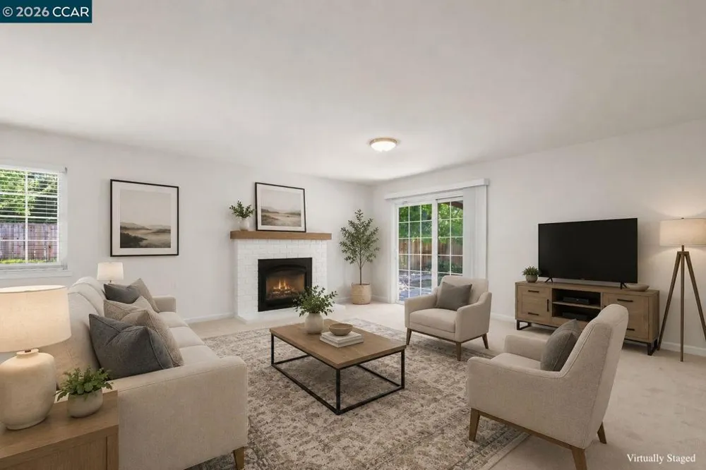 11 Xavier Pl Clayton, CA 94517