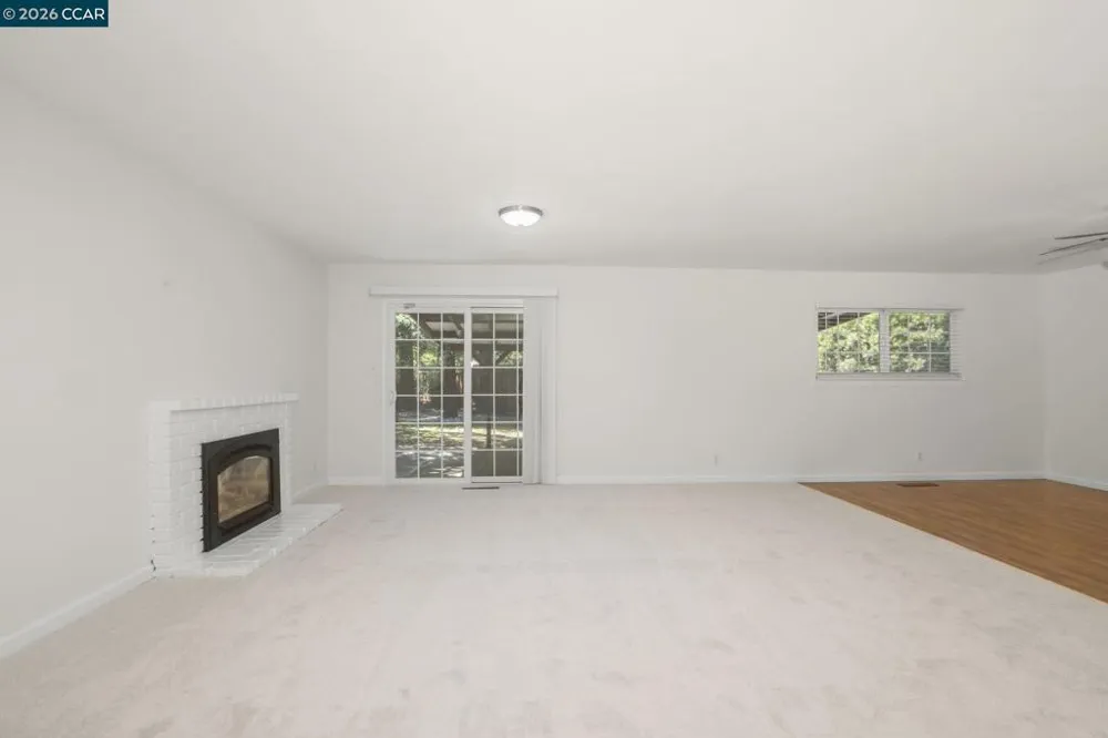 11 Xavier Pl Clayton, CA 94517