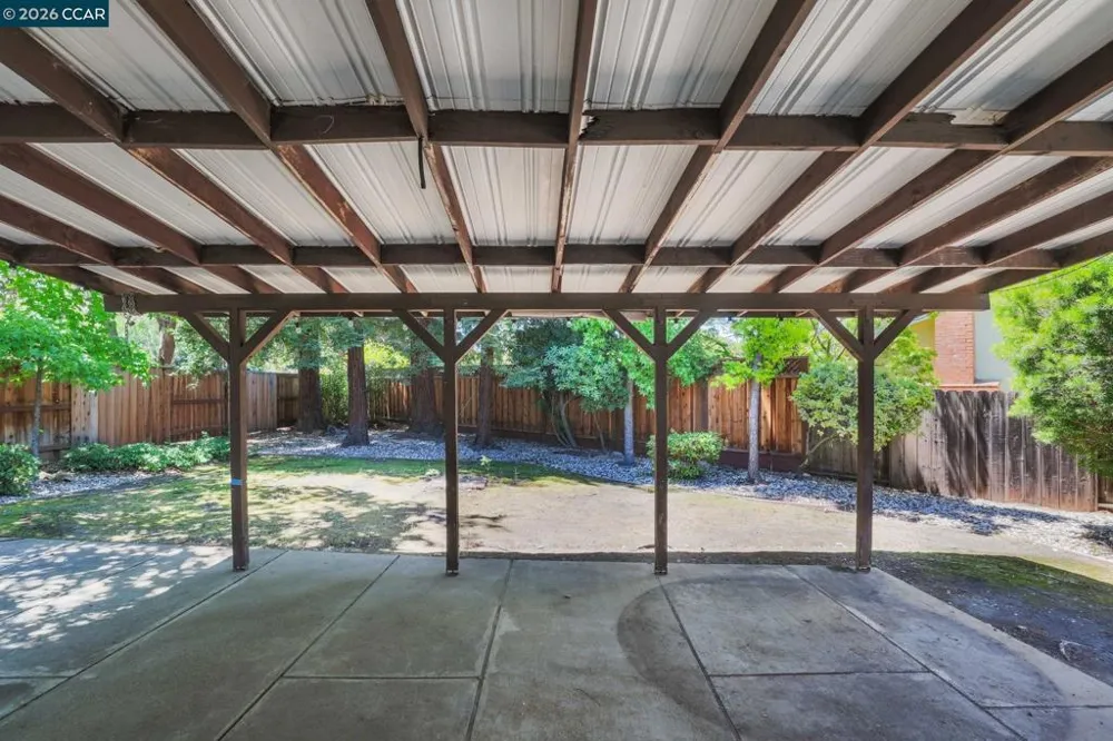 11 Xavier Pl Clayton, CA 94517