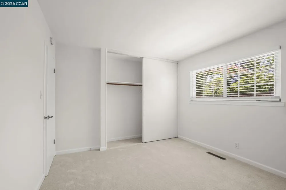 11 Xavier Pl Clayton, CA 94517
