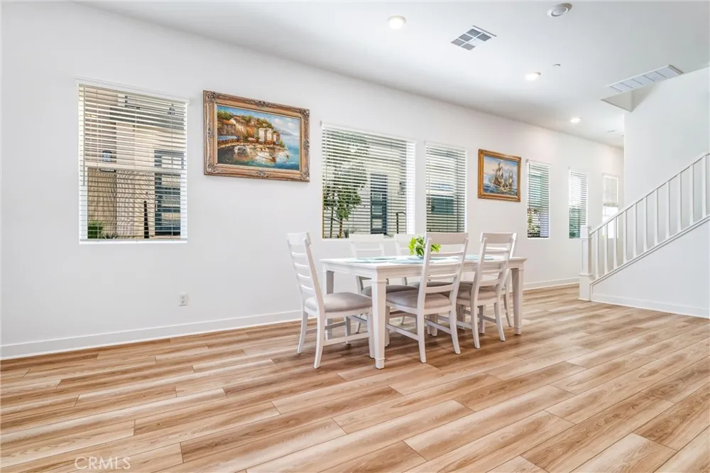 26767 Laurel Mountain Loop Valencia, CA 91381
