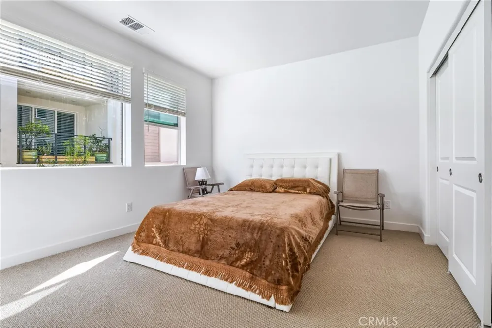26767 Laurel Mountain Loop Valencia, CA 91381