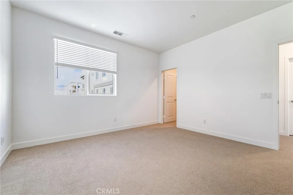 26767 Laurel Mountain Loop Valencia, CA 91381