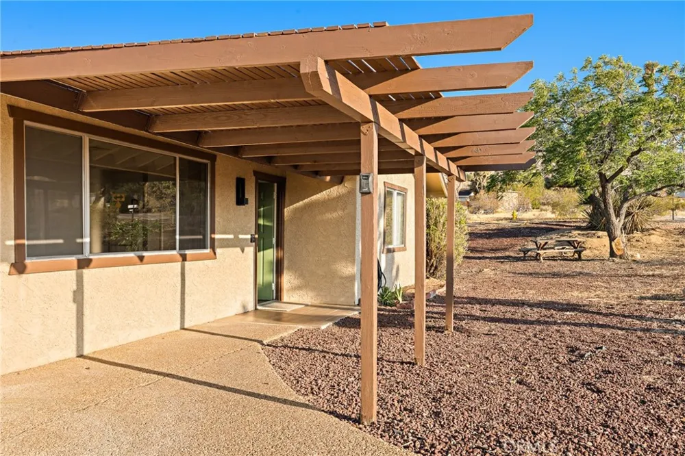 7453 Olympic Road Joshua Tree, CA 92252