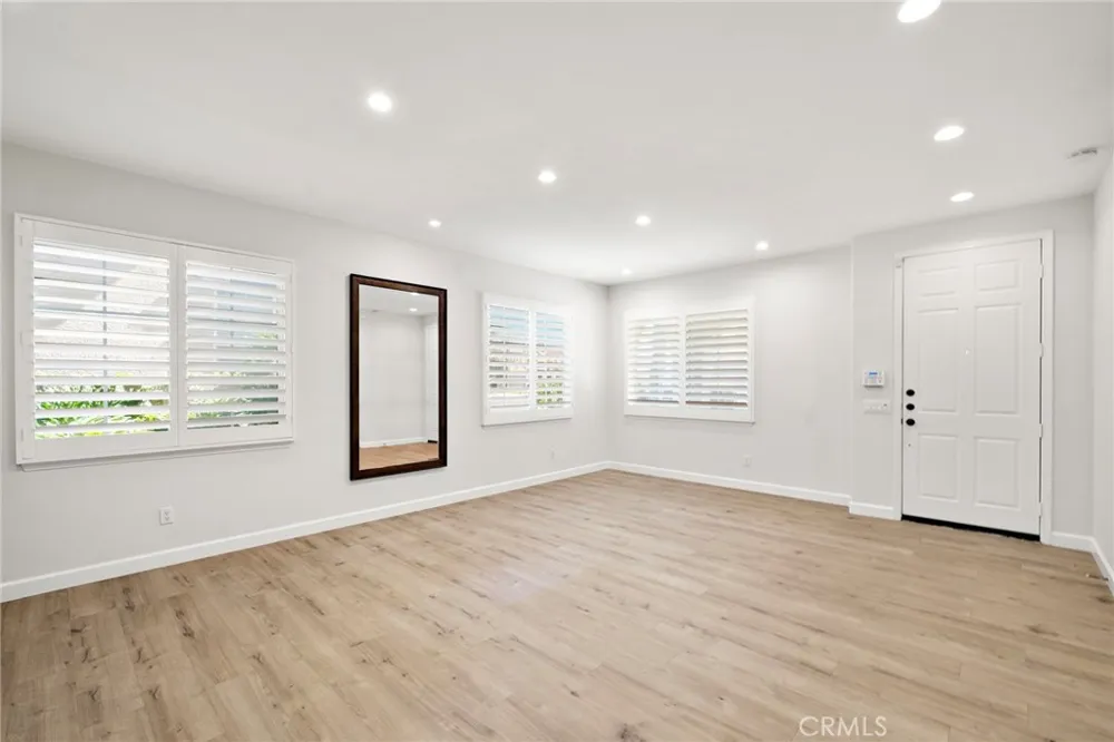 7621 Coffeeberry Eastvale, CA 92880