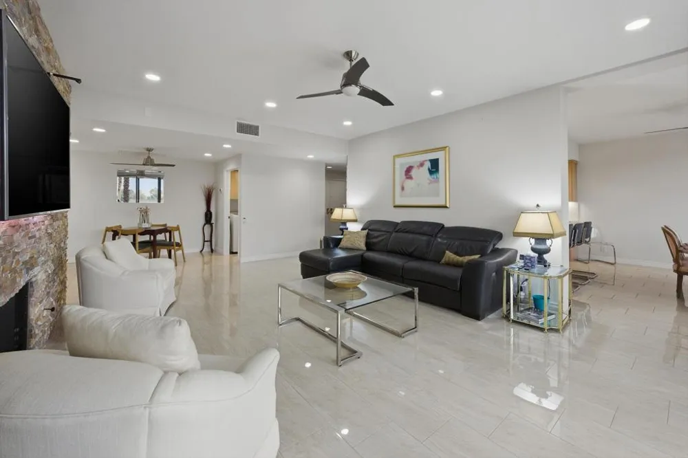 910 Island Drive #114 Rancho Mirage, CA 92270