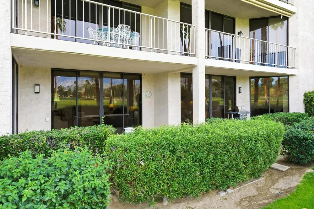 910 Island Drive #114 Rancho Mirage, CA 92270