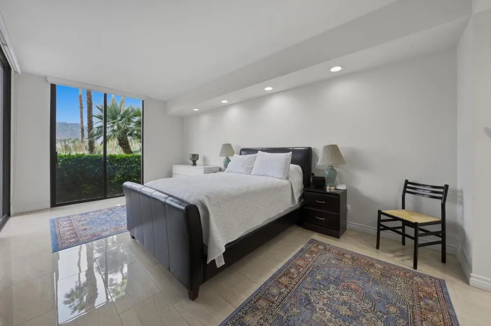 910 Island Drive #114 Rancho Mirage, CA 92270