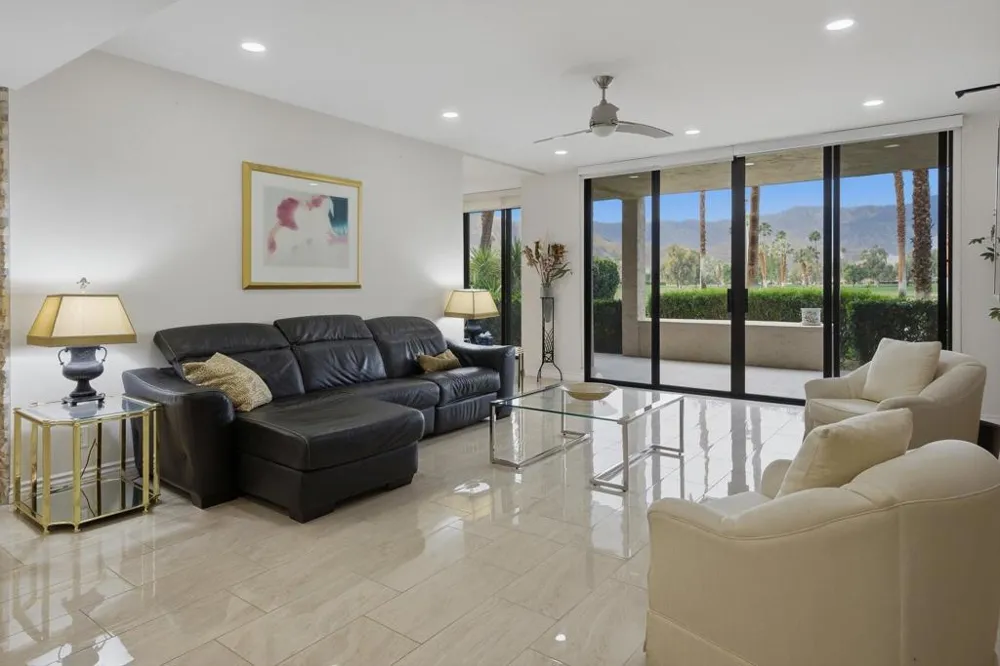 910 Island Drive #114 Rancho Mirage, CA 92270