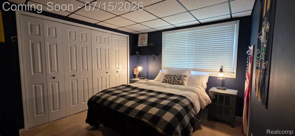 3285 Mapledale Street Commerce Charter Township, MI 48382